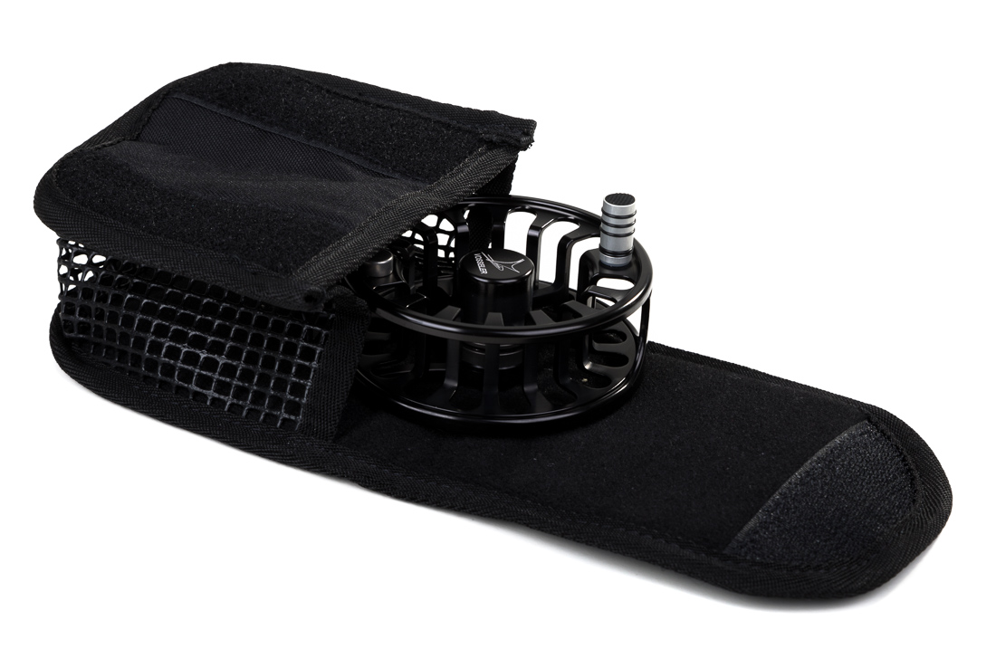 Vosseler-Air-One-Fliegenrolle-black_7