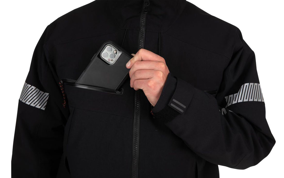 Simms_CX_Jacket_Watjacke_blackout_6