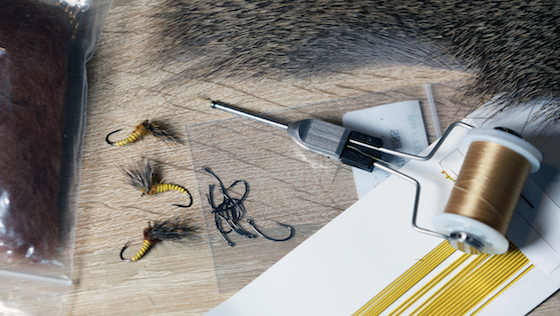 Vidéo de montage « Deer Hair Emerger » pour la truite et l'ombre commun