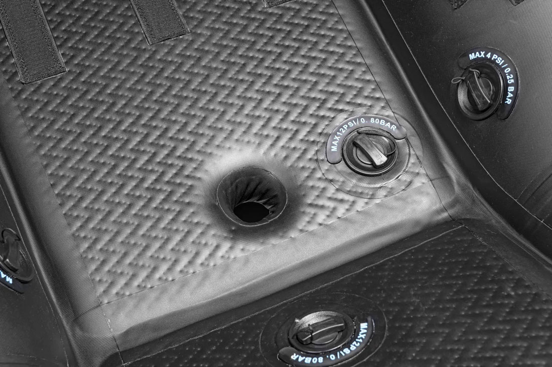 Float_Plus_2_Bellyboot_7