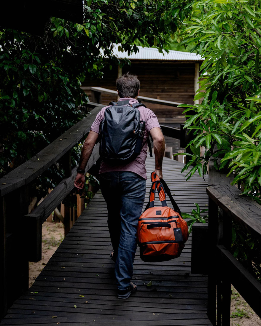 media/image/Simms_Tailwind_Duffel_80L_black_12.jpg