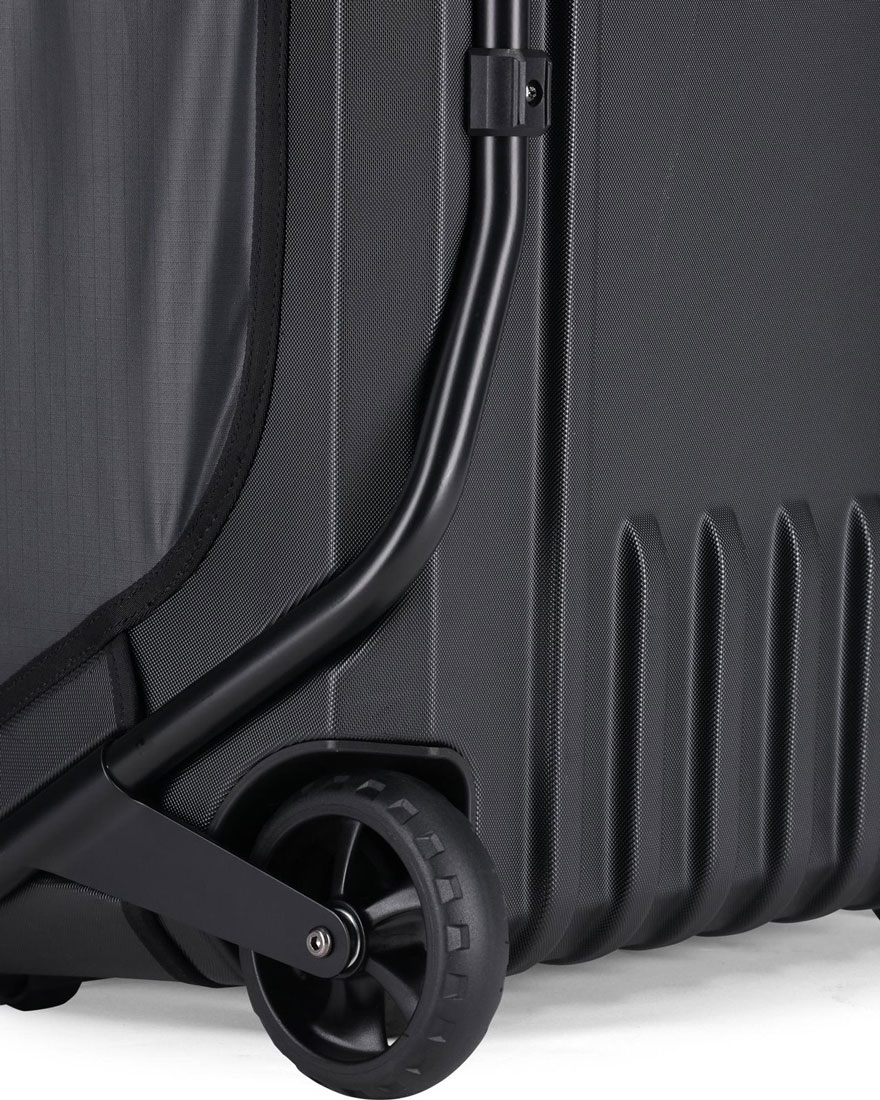 media/image/Simms_Tailwind_100L_Wheeled_Duffel_black_5.jpg