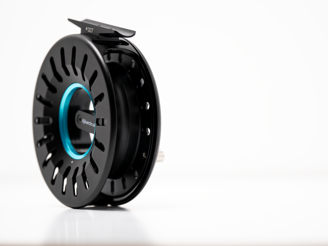 Arctic_Silver_IC3_Black_Limited_Edition_white_7