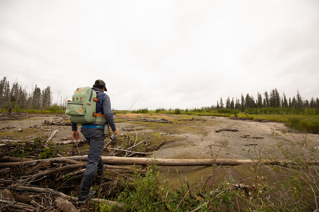 Fishpond_Thunderhead_Submersible_Backpack_Eco_Promo_3 Beispiel Yucca