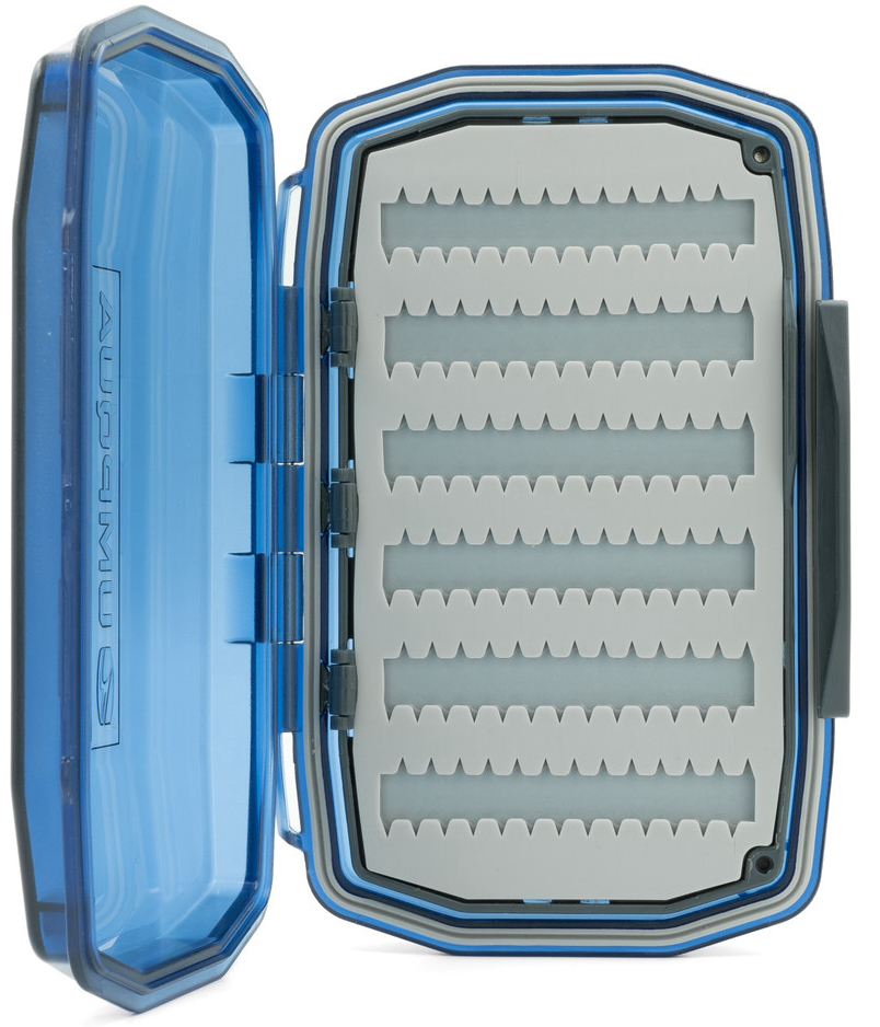 Umpqua UPG Silicone Essential Water Proof Medium Blue Boîte à mouches