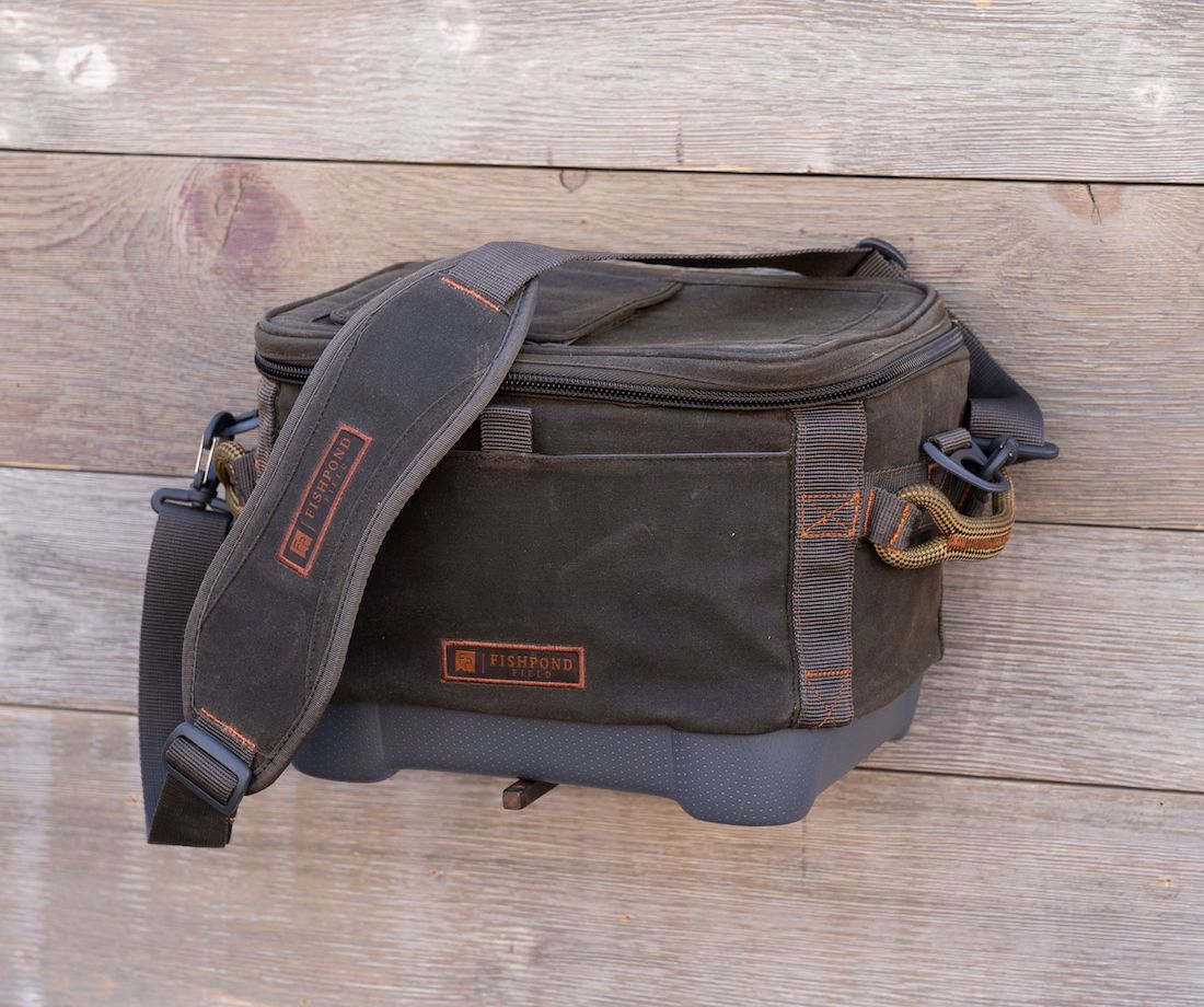 Fishpond_Blizzard_Soft_Cooler_peat_10