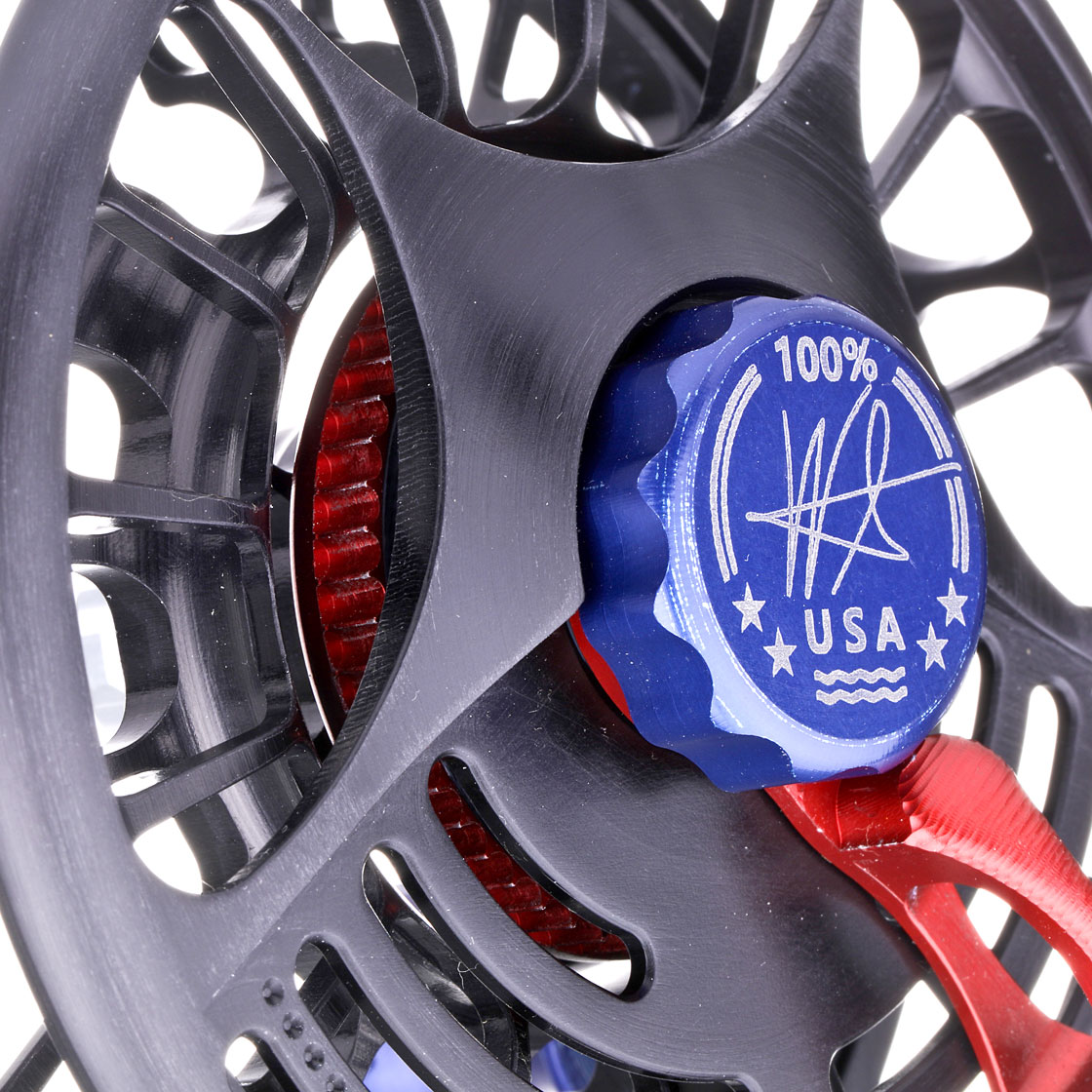 P-26118_Seigler-Fliegenrolle-black-red-blue-silver_detail-4