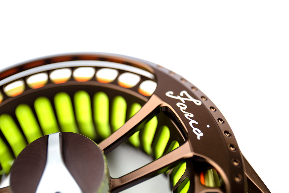 guideline_fario-lw-fly-reel-bronze-detail