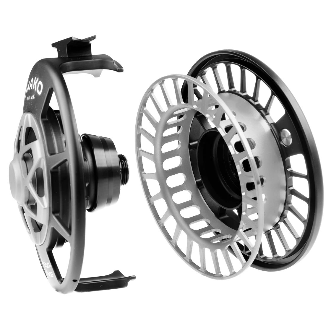 P-18959-2_mako_reel_matte_platinum-black_9600_detail-3
