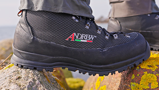 Nous testons : Andrew Dark Creek V2 - les chaussures de wading robustes venues d'Italie !